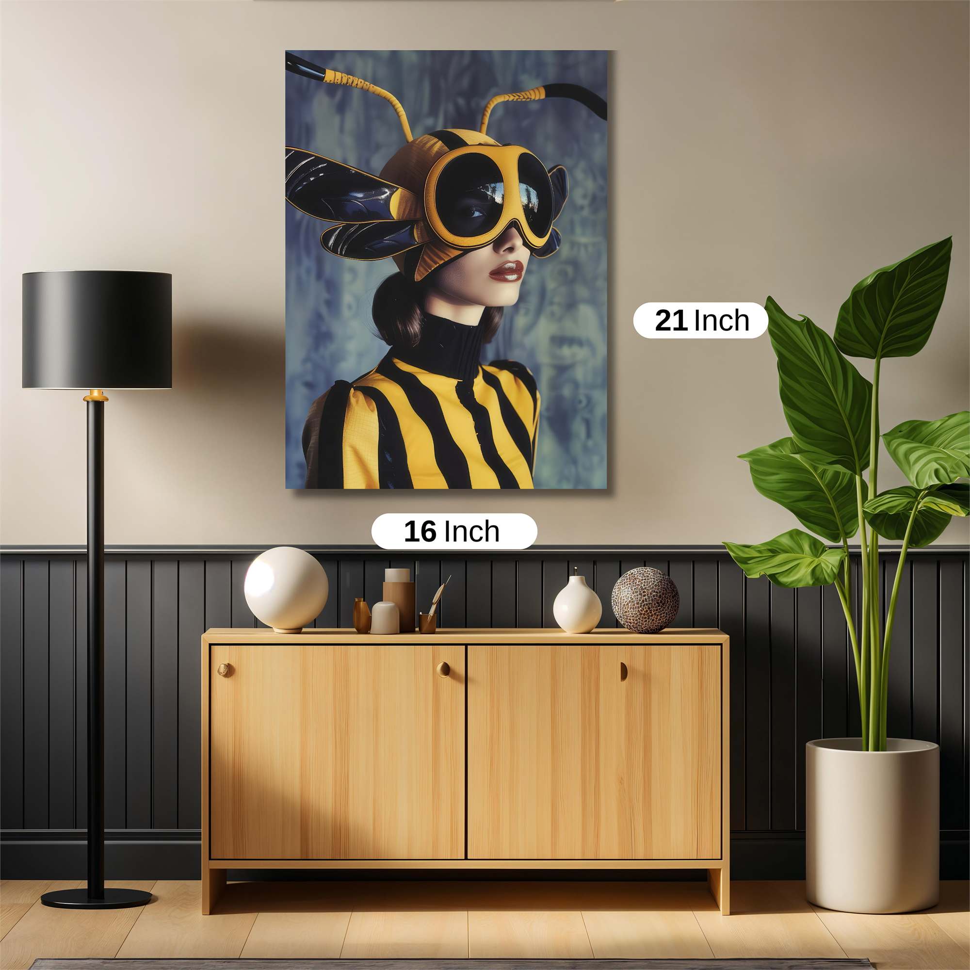 Bee Enigma Safe Wall Magnetic / M