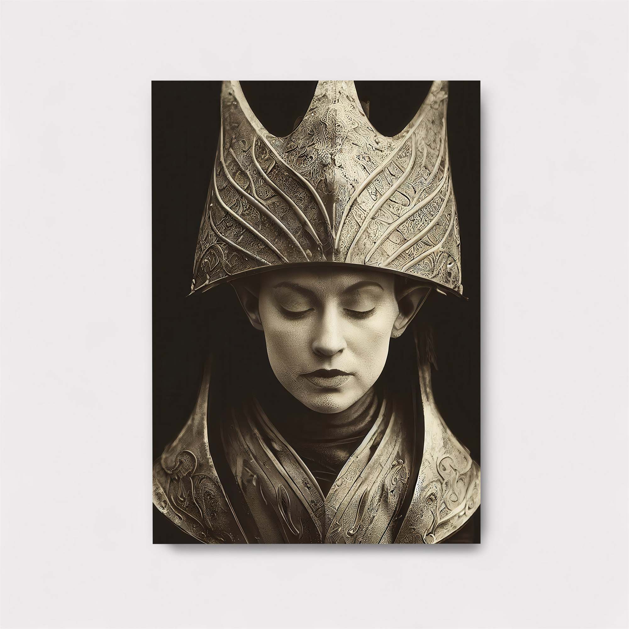 Queenly Serenity Safe Wall Magnetic / M