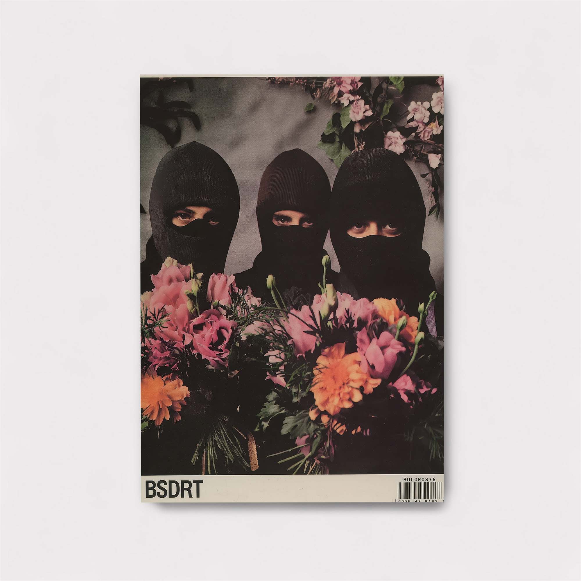 Masked Serenity Safe Wall Magnetic / M