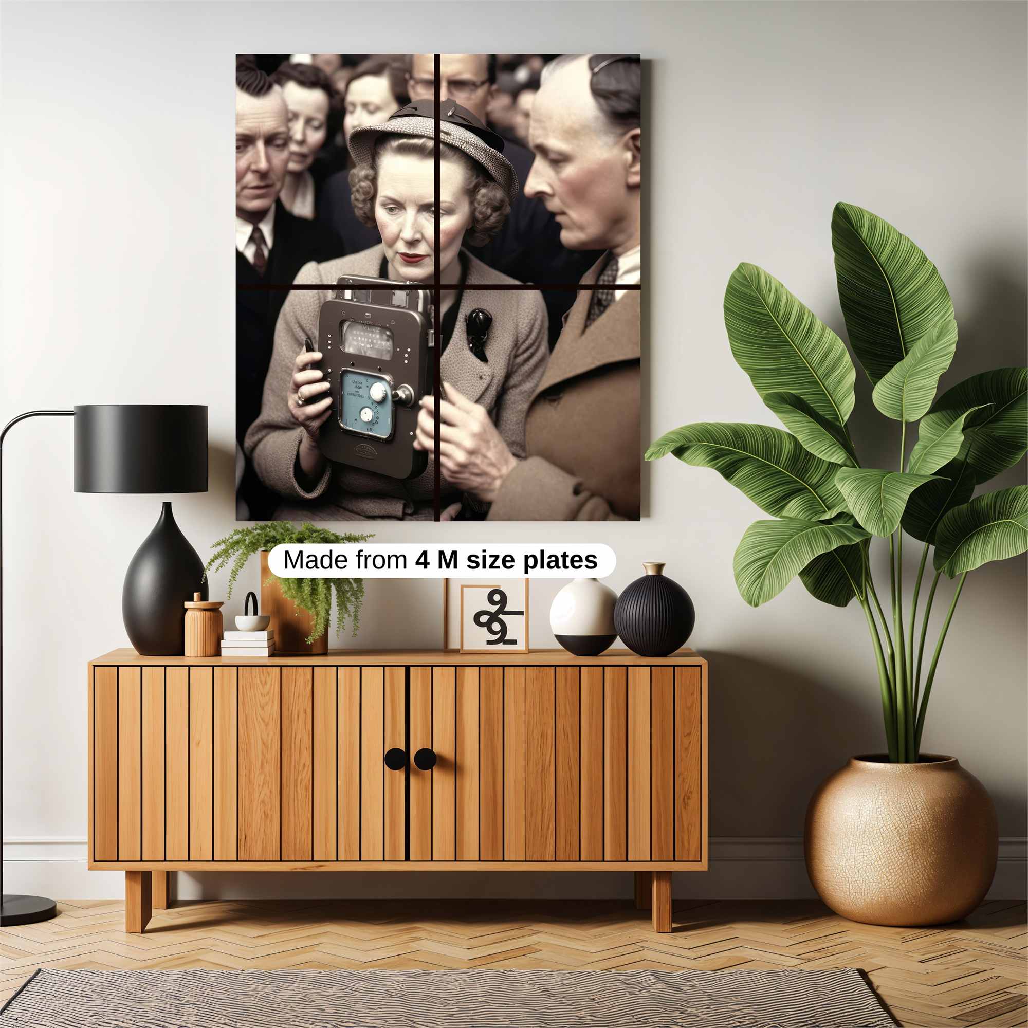 Queen Curious Safe Wall Magnetic / M