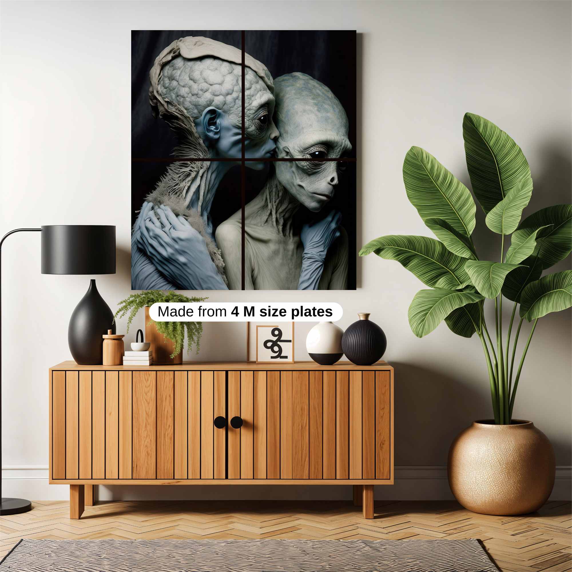 Alien Embrace Safe Wall Magnetic / M