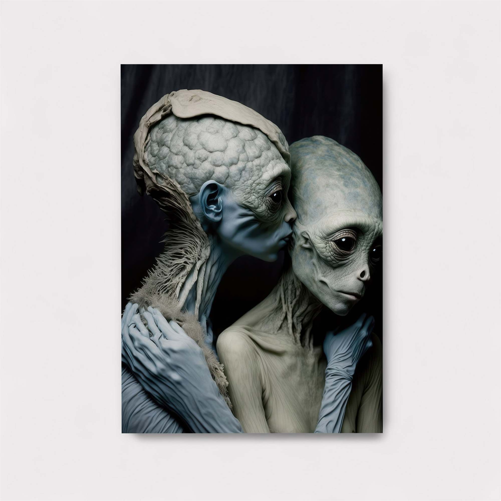 Alien Embrace Safe Wall Magnetic / M